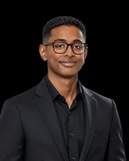 Shaanu Thiru – Strategie, Systeme und Umsetzung bei der Marketing Schmiede